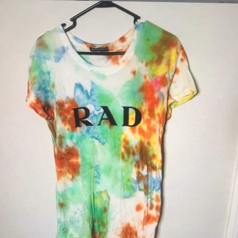 Brandy Melville green orange rye Melville orewneck short sleeve